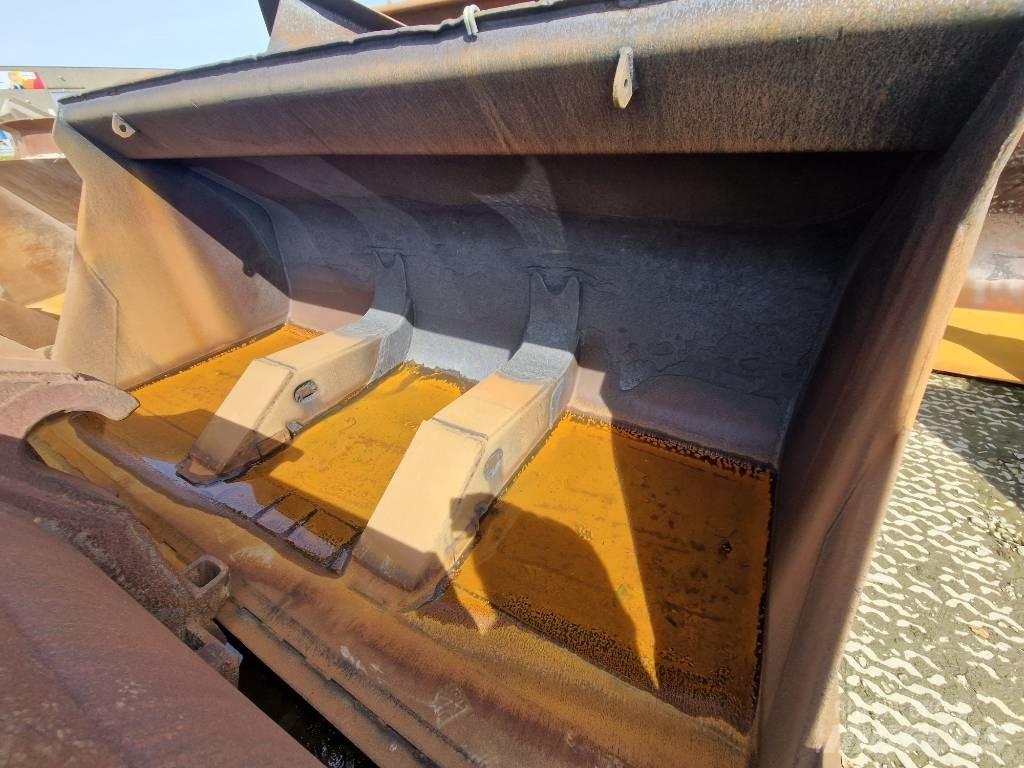 Volvo L 180 Godet
