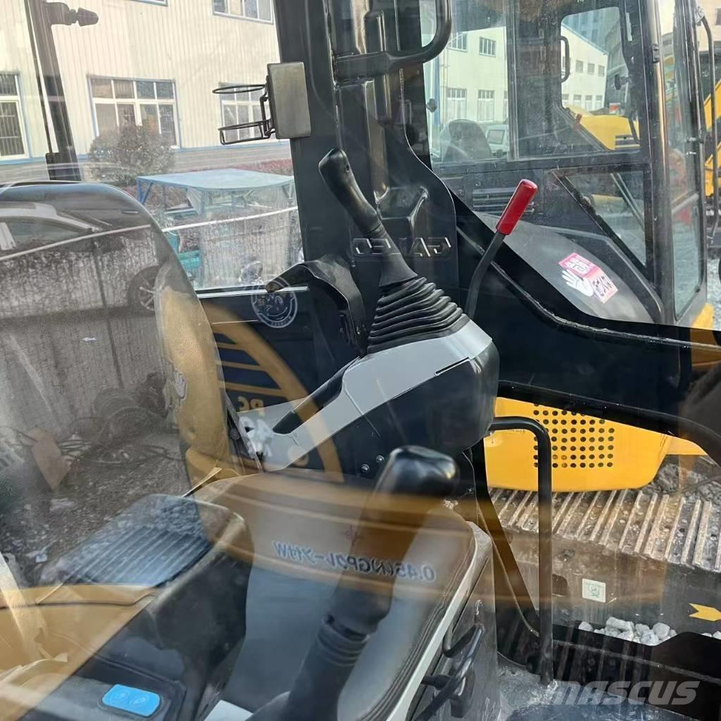 Komatsu PC 35 MR Mini pelle < 7t