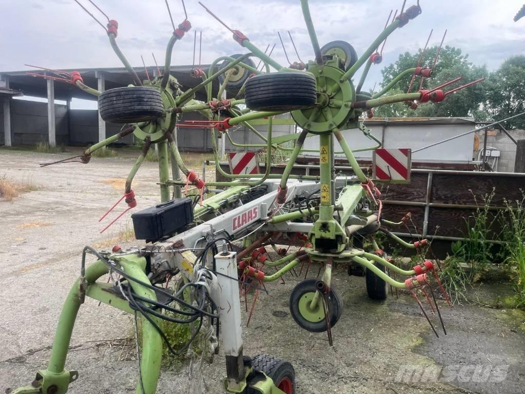 CLAAS Volto 1050 T Rateau faneur