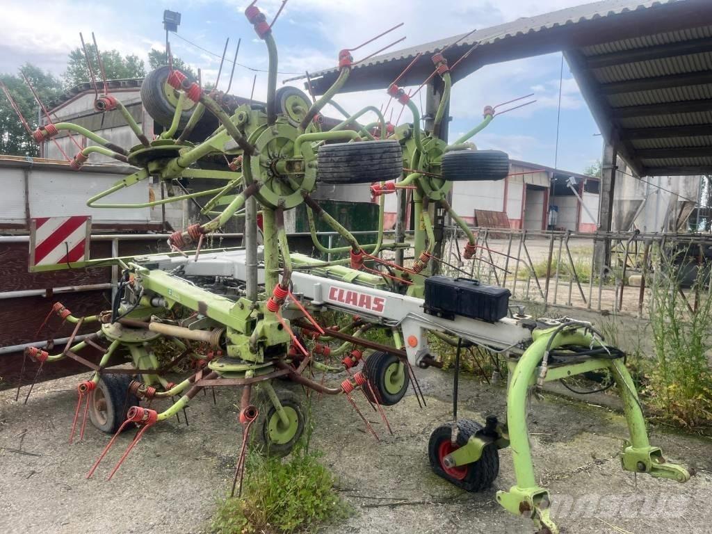 CLAAS Volto 1050 T Rateau faneur