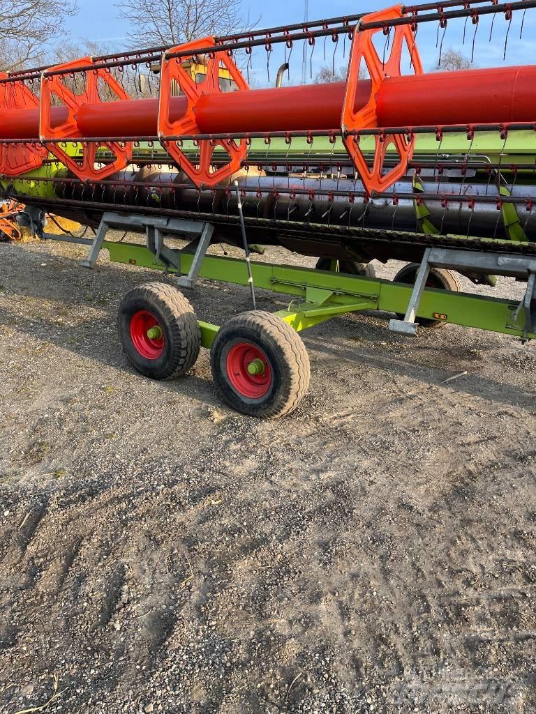 CLAAS LEXION 540 Moissonneuse batteuse