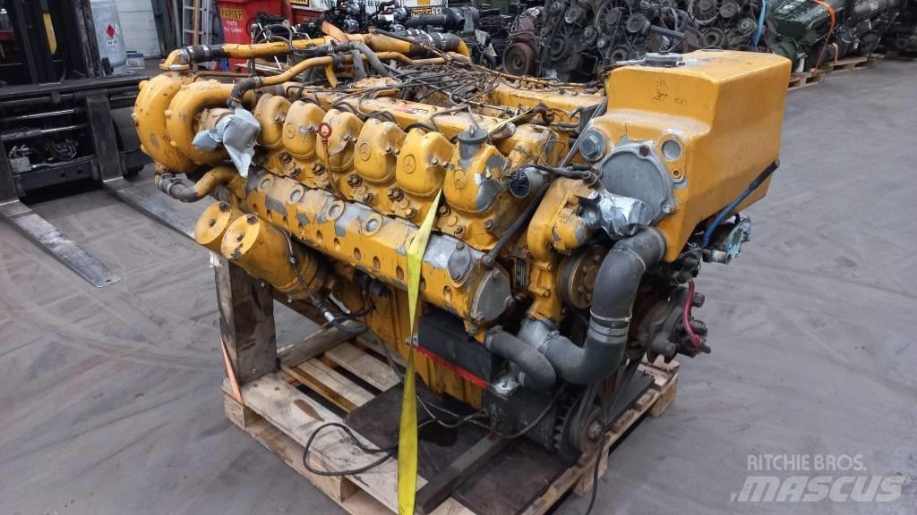 Mercedes-Benz OM404A Moteur