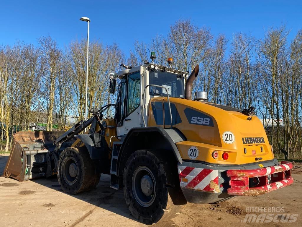 Liebherr L 538 Chargeuse sur pneus