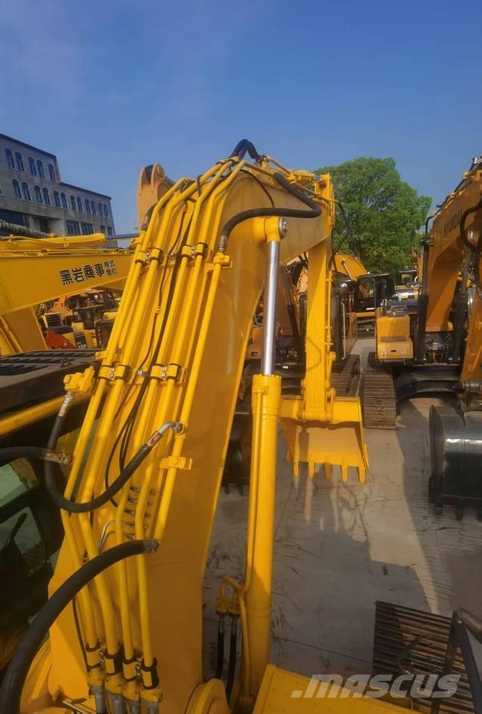 Komatsu PC 220-8 Pelle sur chenilles