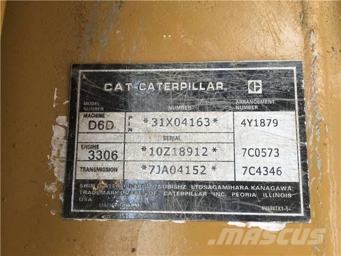 CAT D 6 D Bouteurs sur chenilles