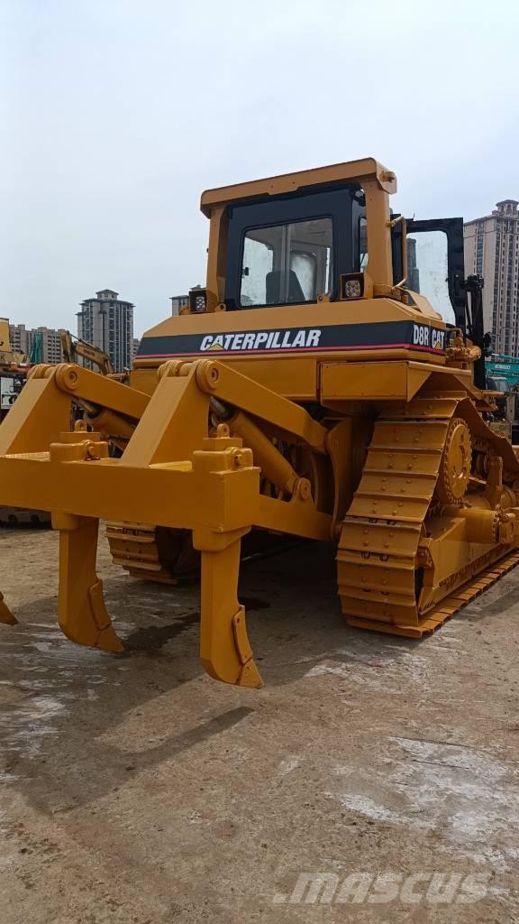 CAT D 8 R Bouteurs sur chenilles