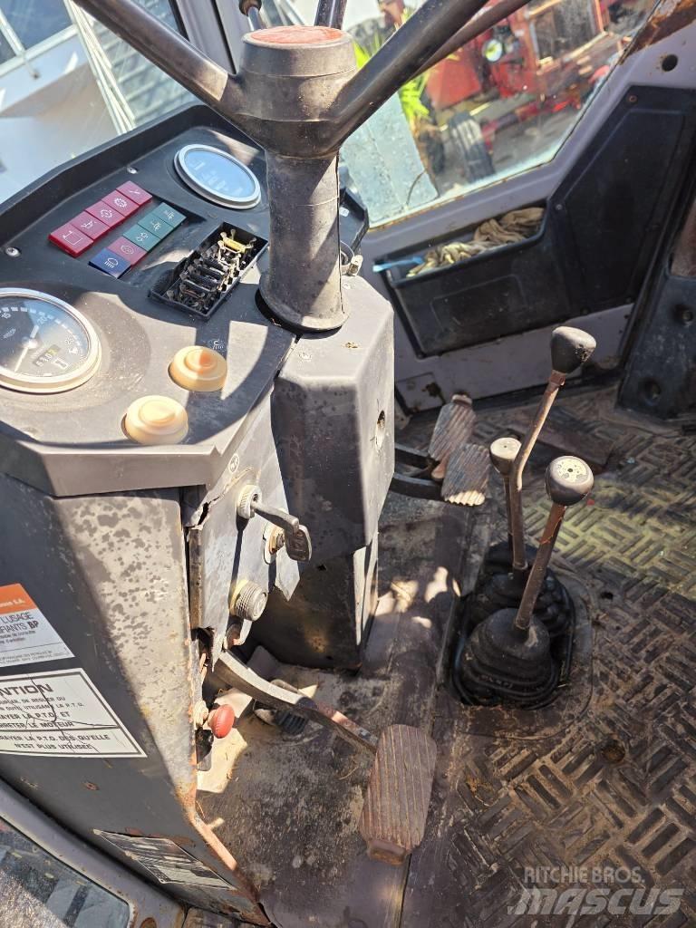 Massey Ferguson 690 Tracteur
