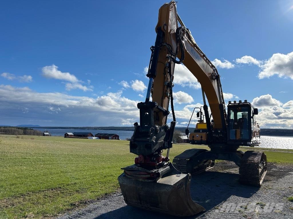 Hyundai HX 300 HW Pelle sur chenilles