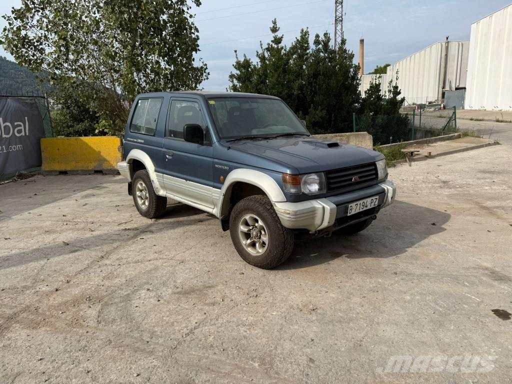 Mitsubishi Montero Voiture