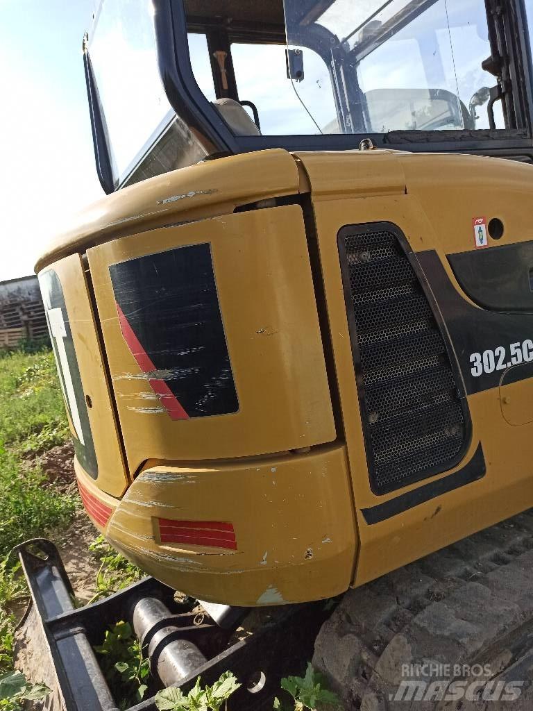 CAT 302.5 C Mini pelle < 7t