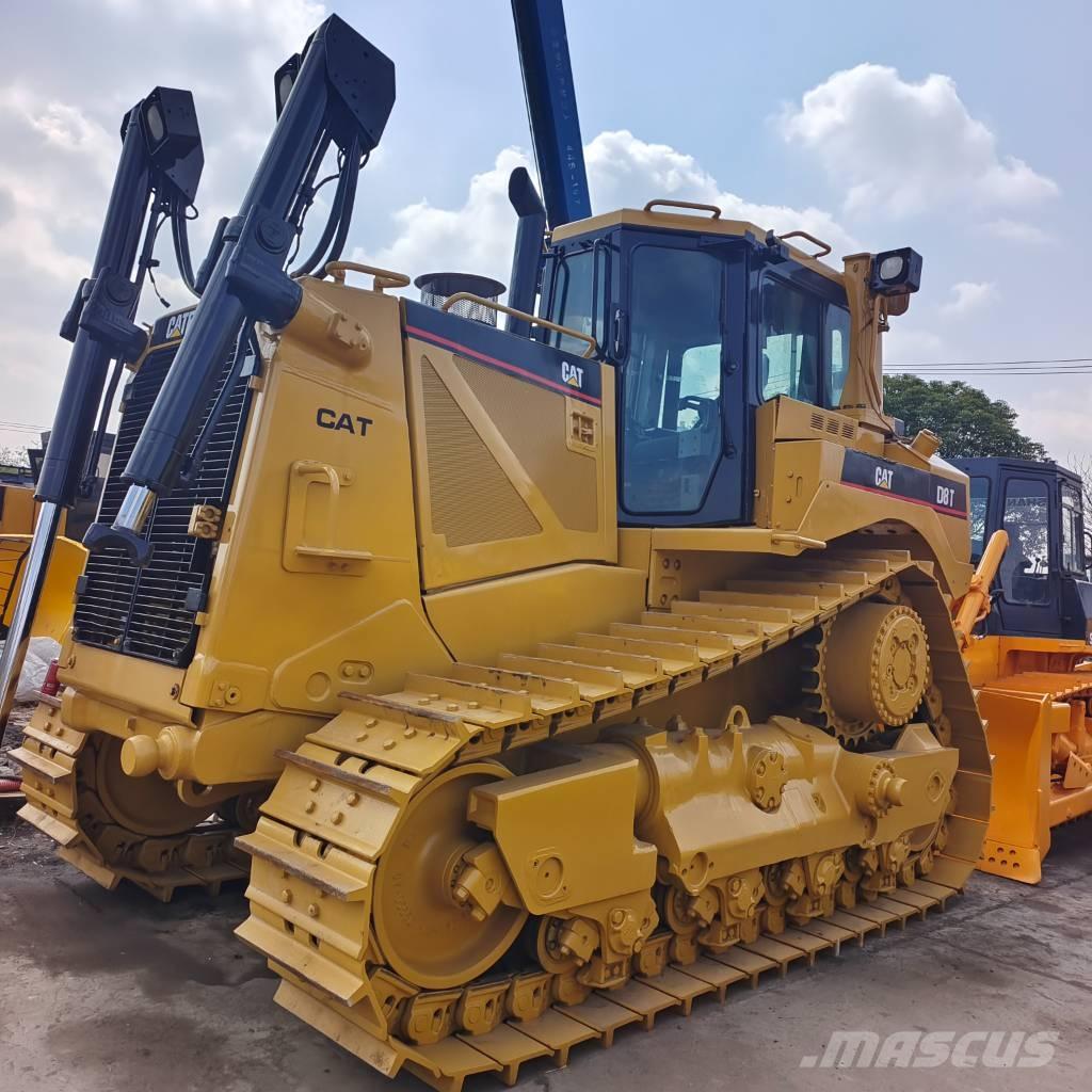 CAT D 8 T Bouteurs sur chenilles