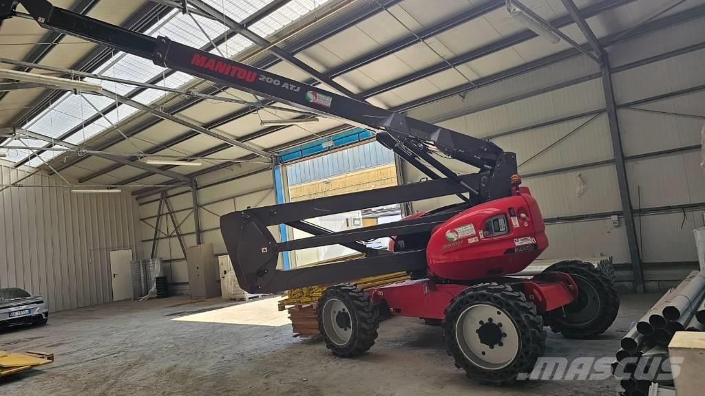 Manitou 200 ATJ Nacelles articulées