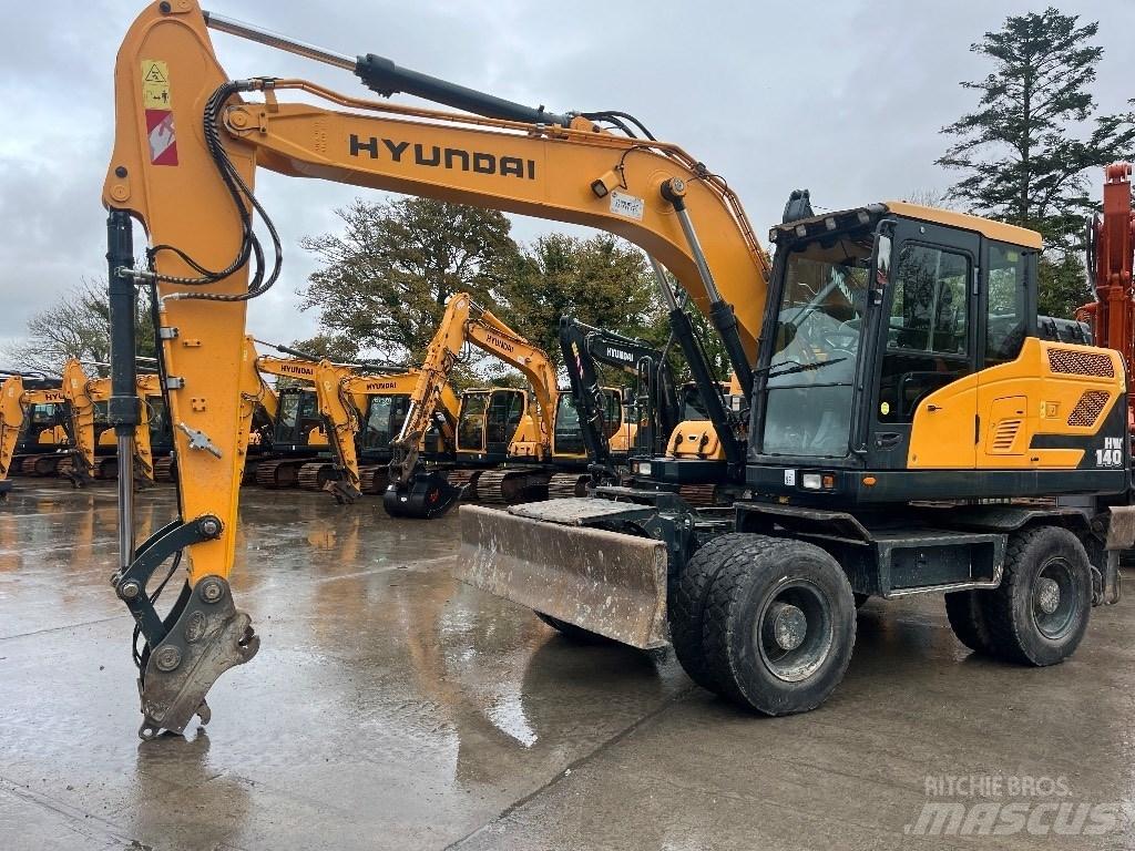 Hyundai HW140 Pelle sur pneus