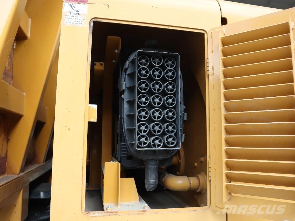Morooka MST 2200 V D Tombereau sur chenilles