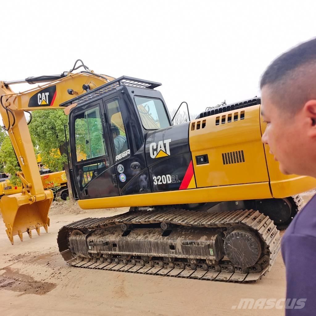 CAT 320 D Pelle sur chenilles