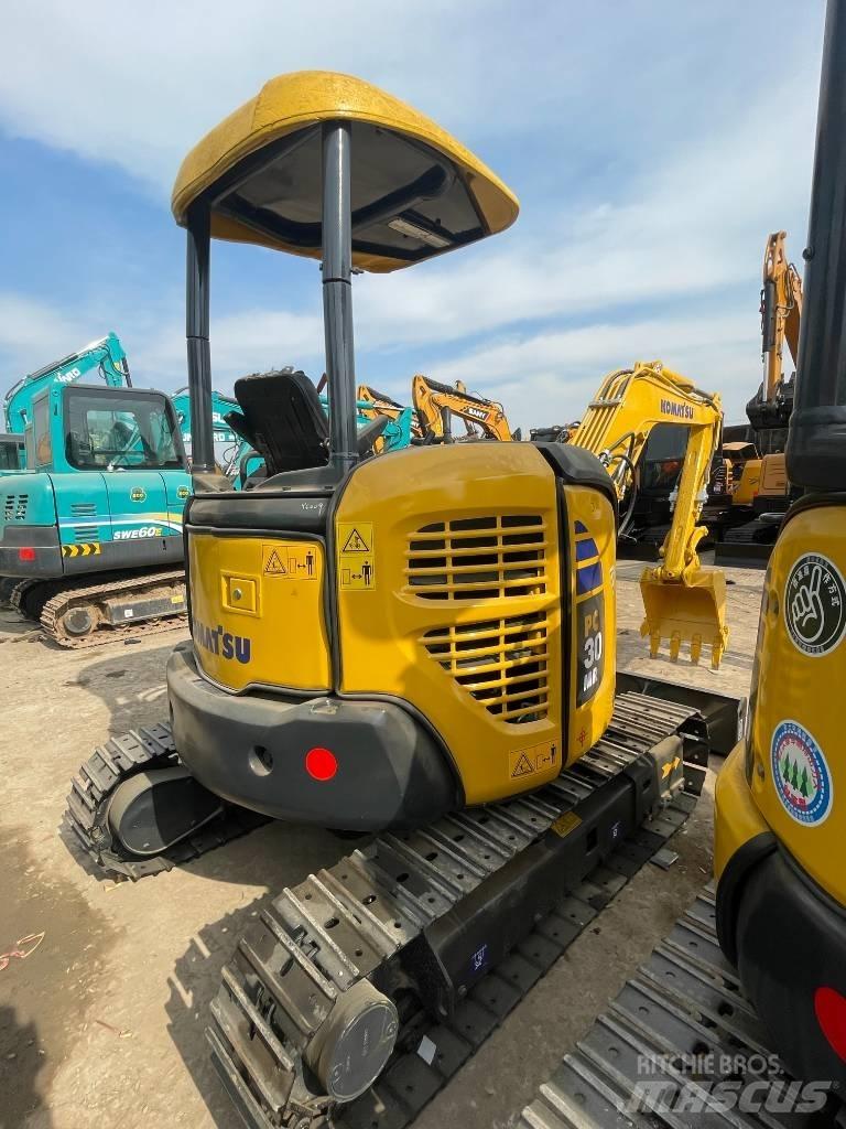Komatsu PC30 Mini pelle < 7t