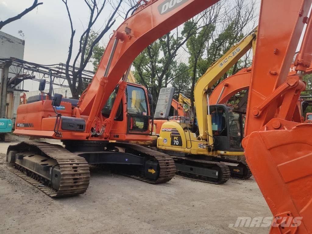 Doosan dx300 Pelle sur chenilles