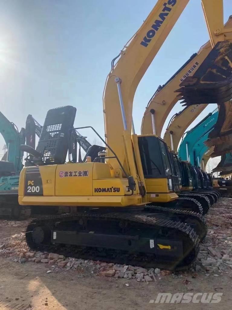 Komatsu pc 220 Pelle sur chenilles