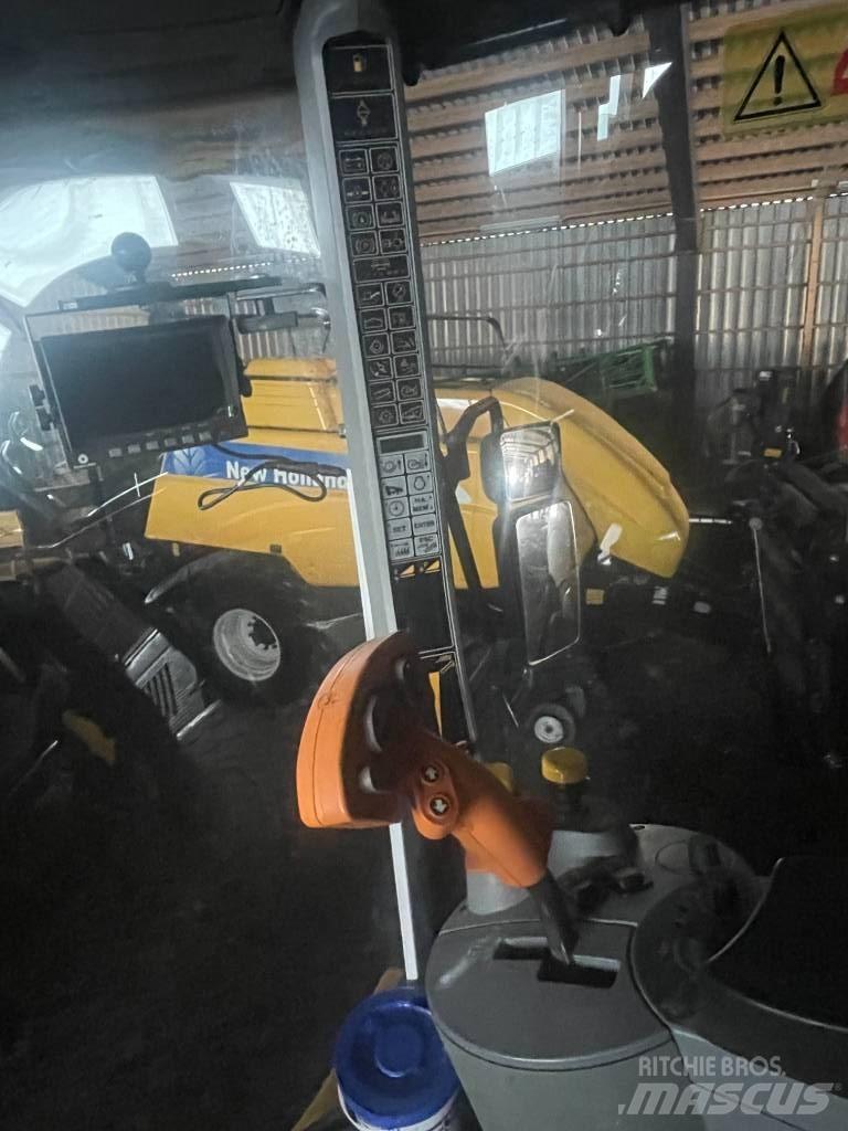 New Holland CS660 Moissonneuse batteuse