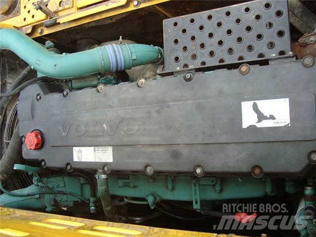 Volvo EC 460 B LC Pelle sur chenilles