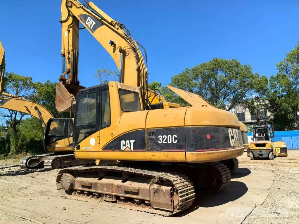 CAT 320C Pelle sur chenilles