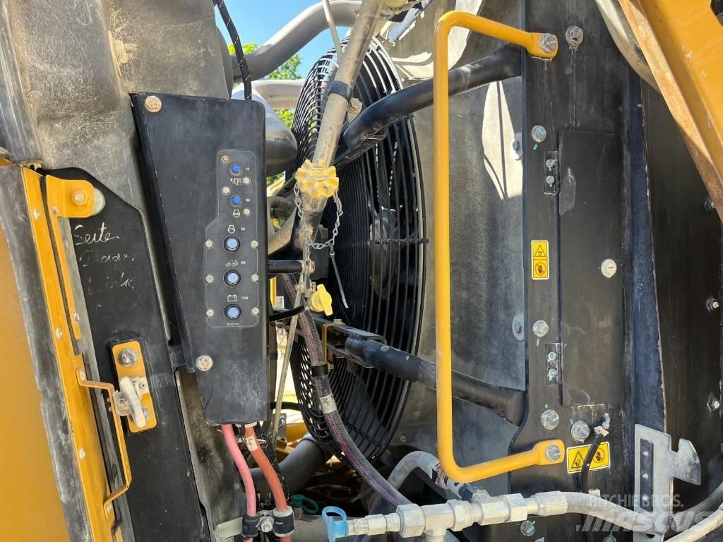 CAT 980 K  q coupler Chargeuse sur pneus
