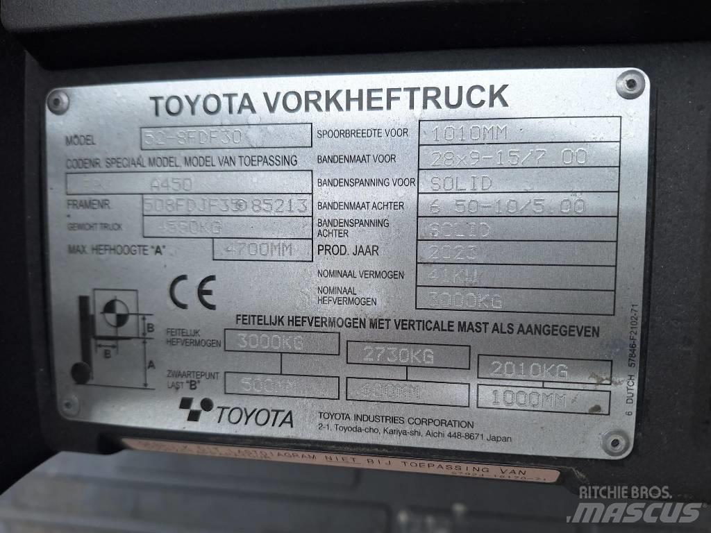 Toyota 52-8 FD F 30 Chariots diesel