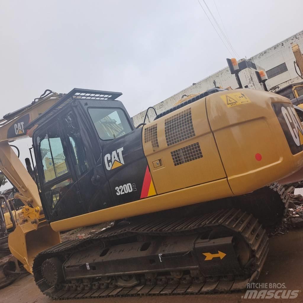 CAT 320 D Pelle sur chenilles