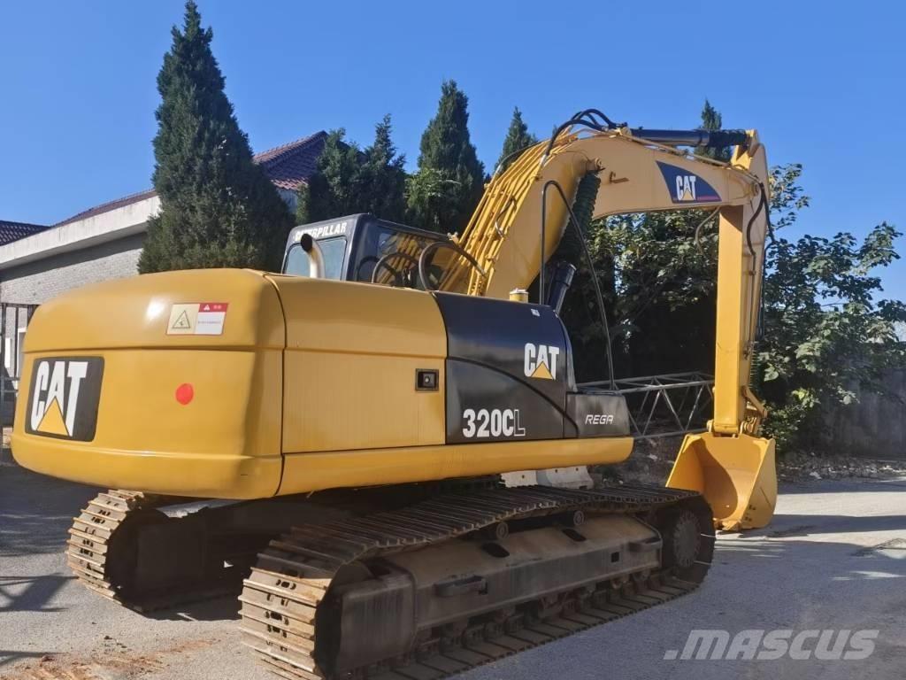 CAT 320 Pelle sur chenilles