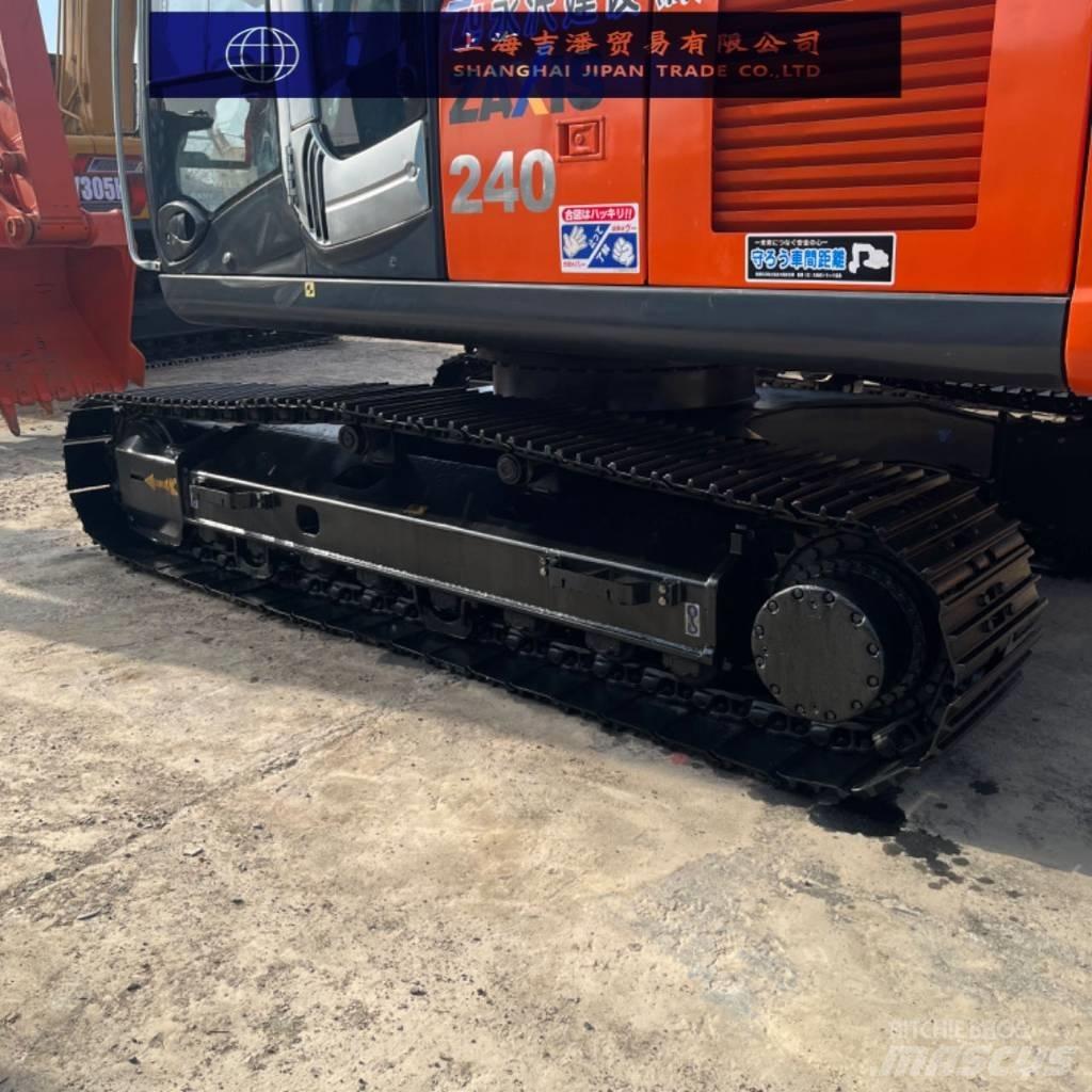 Hitachi ZX 240 Pelle sur chenilles