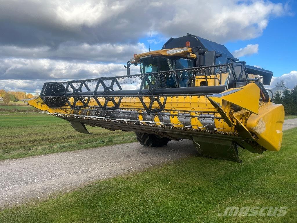 New Holland CX 8080 Moissonneuse batteuse