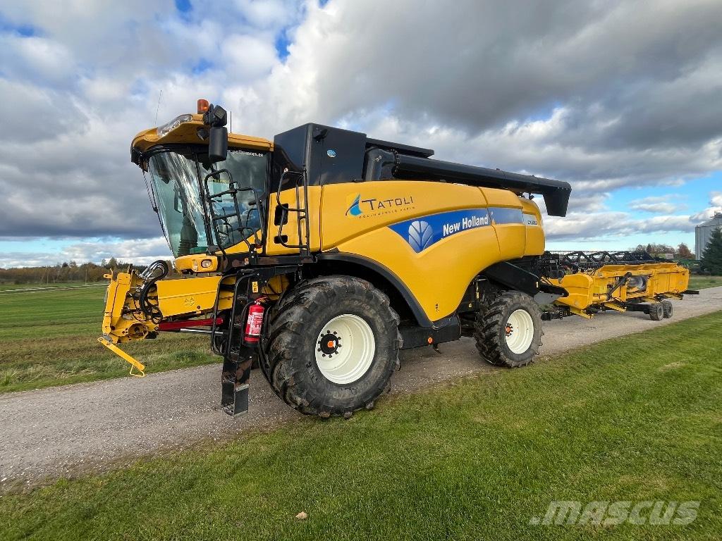 New Holland CX 8080 Moissonneuse batteuse