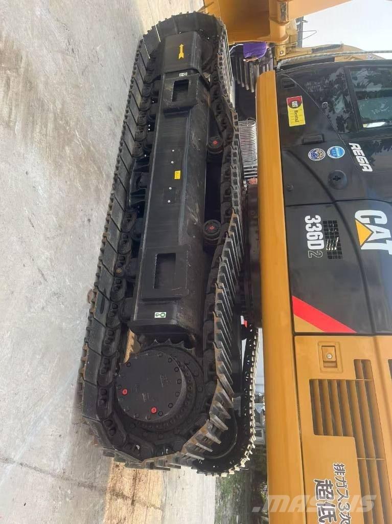 CAT 336 D Pelle sur chenilles