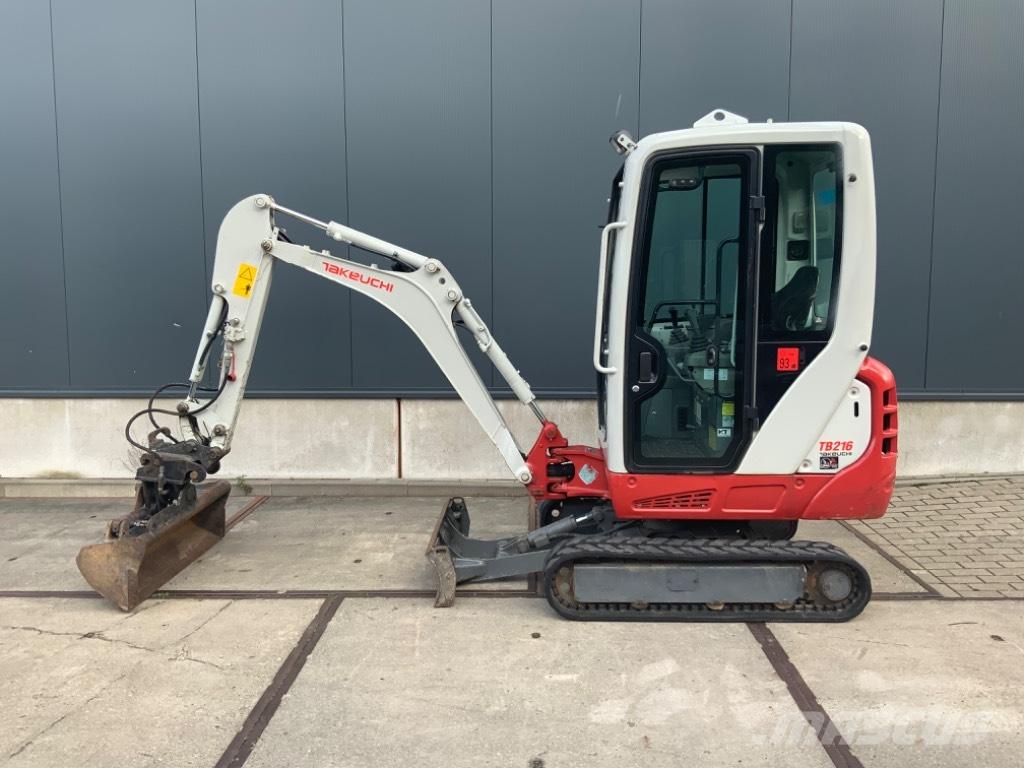 Takeuchi TB 216 Mini pelle < 7t