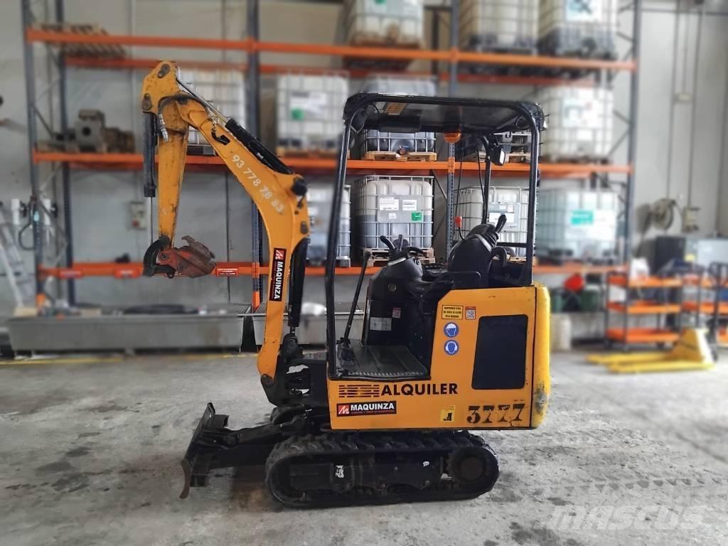 JCB 15 C Mini pelle < 7t