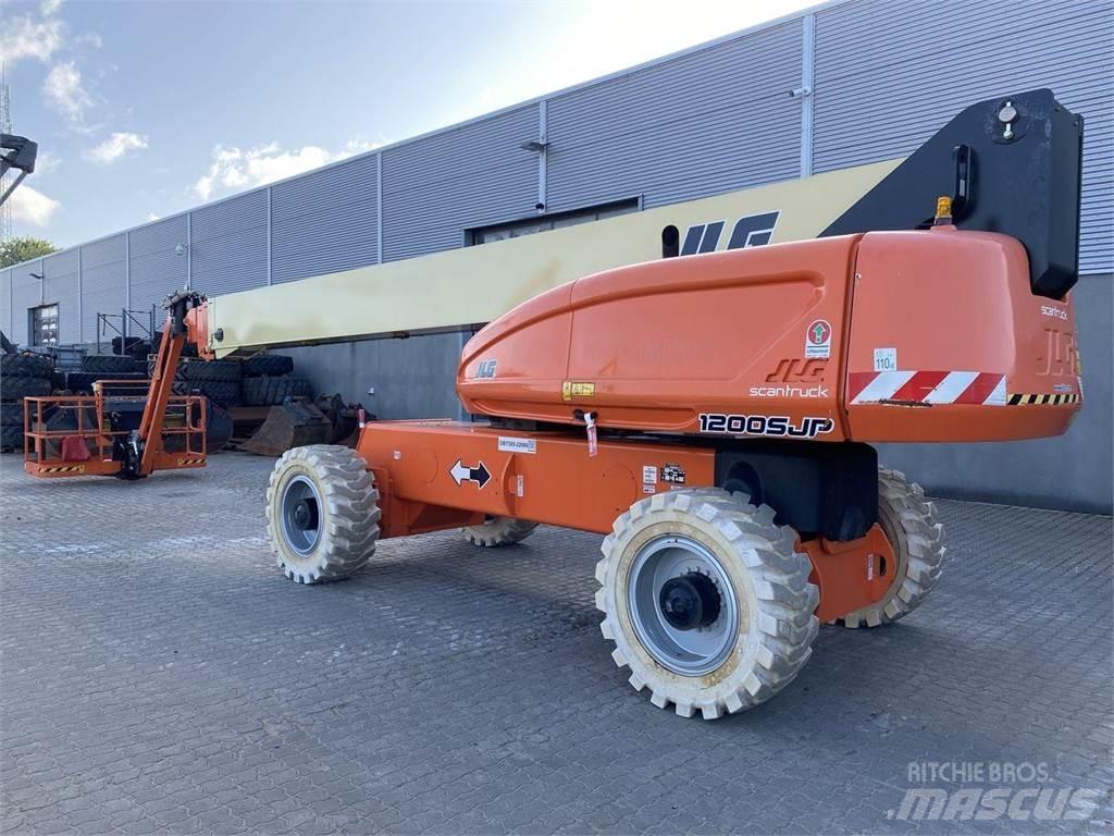JLG 1200SJP Nacelles articulées