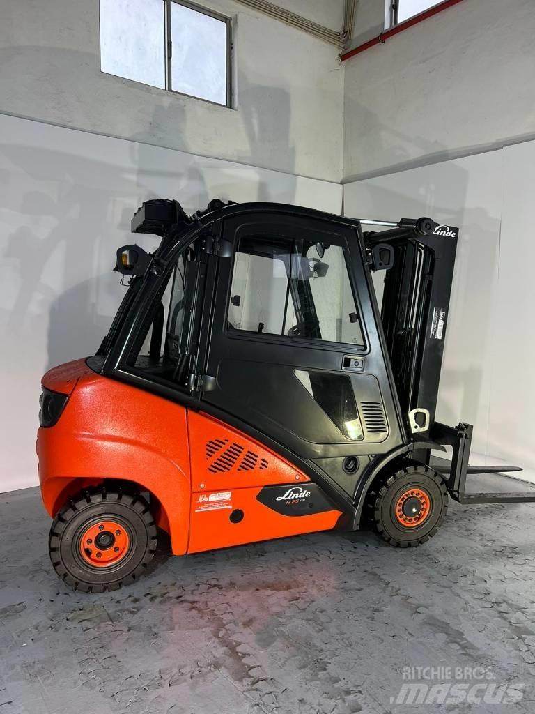Linde H 25 D Chariots diesel