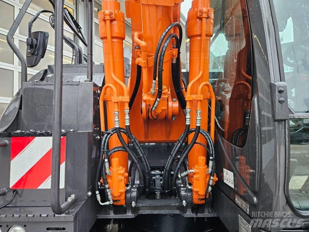 Hitachi ZX150W-7 Pelle sur pneus