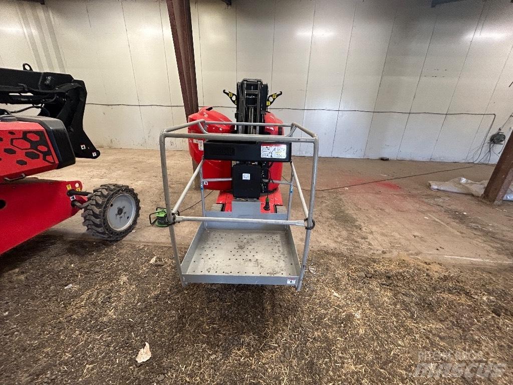 Manitou 100 VJR Mât vertical