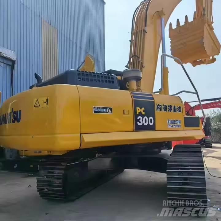 Komatsu PC300 Pelle sur chenilles