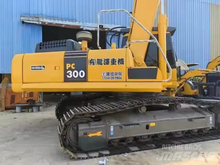 Komatsu PC300 Pelle sur chenilles