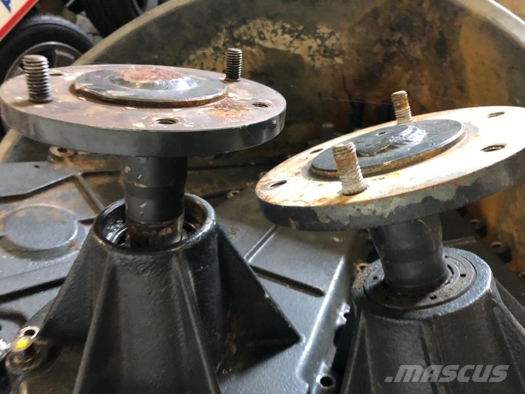 Iseki SXG 19 Tondeuses montées