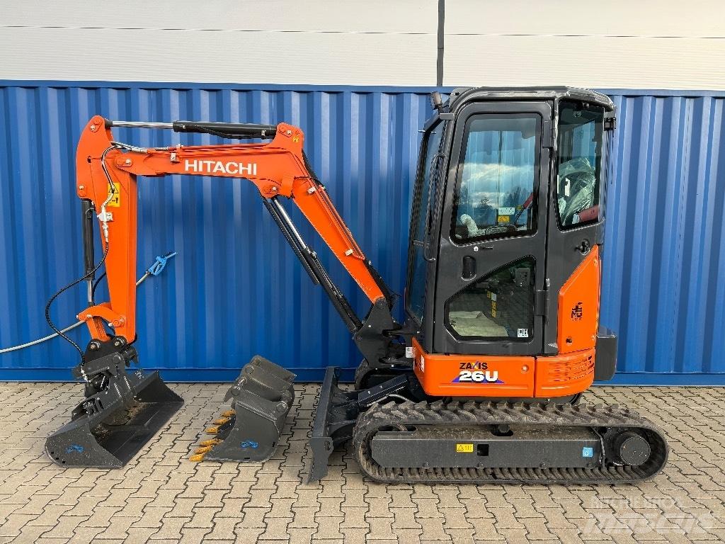 Hitachi ZX 26 U-6 Mini pelle < 7t