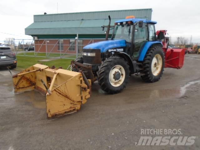 New Holland TM 125 Tracteur