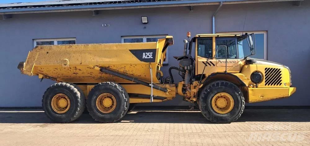 Volvo A 25 E Tombereau articulé