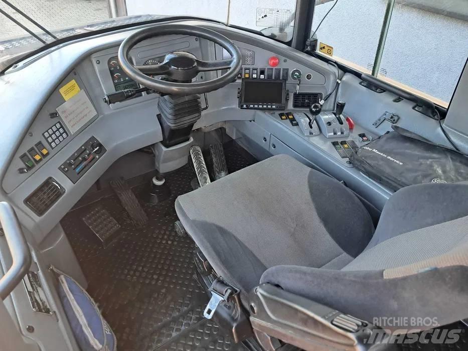Volvo A 25 E Tombereau articulé