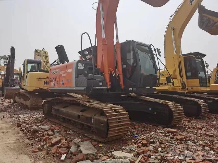 Hitachi ZX 210 Pelle sur chenilles