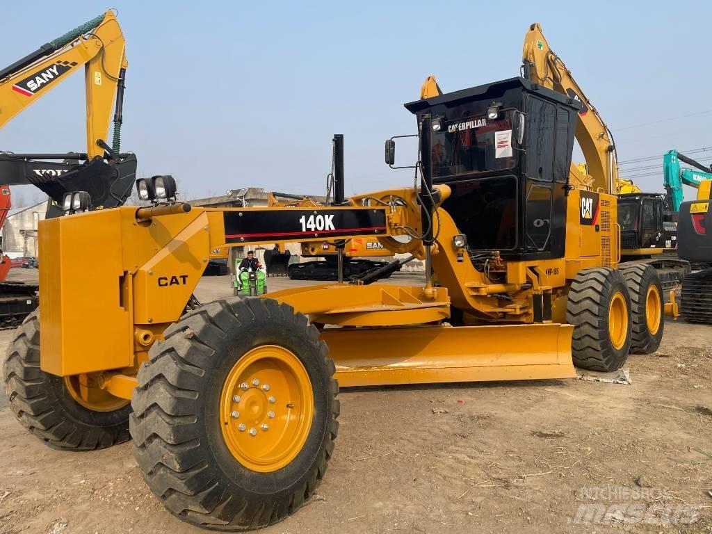CAT 140 K Niveleuse