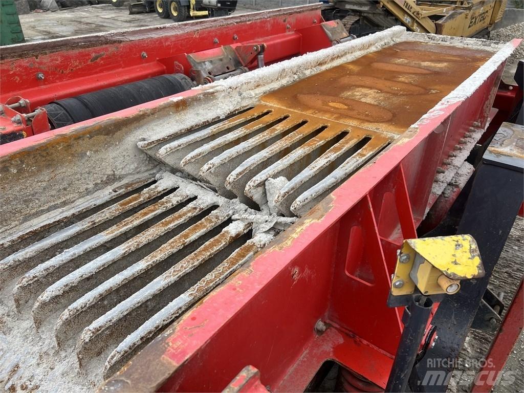 Sandvik QJ 241 Concasseur