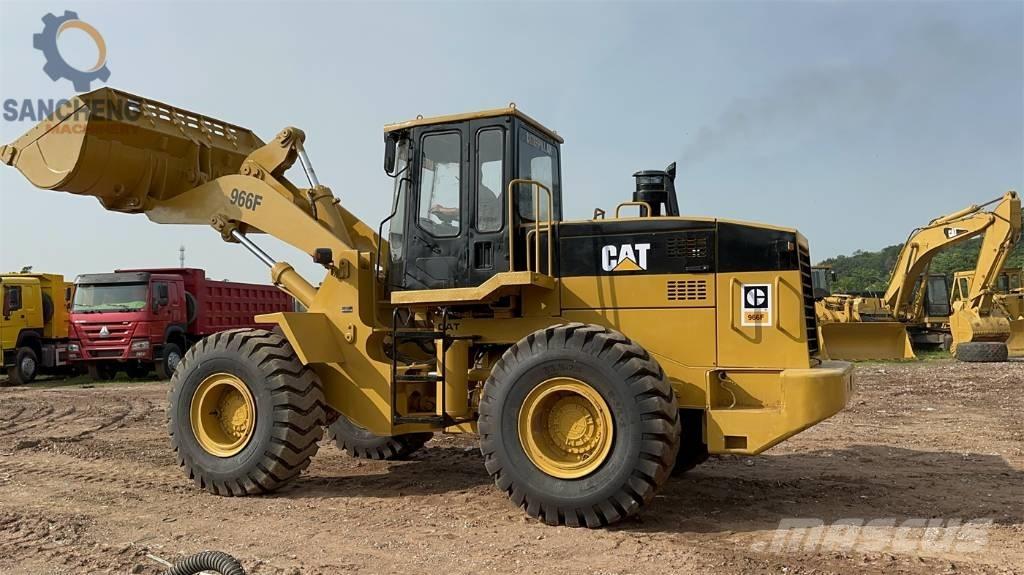 CAT 966 F Chargeuse sur pneus